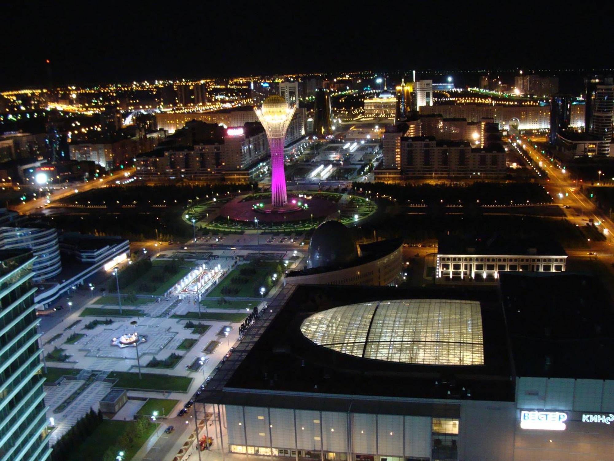 Vip House Hotel Astana Eksteriør bilde