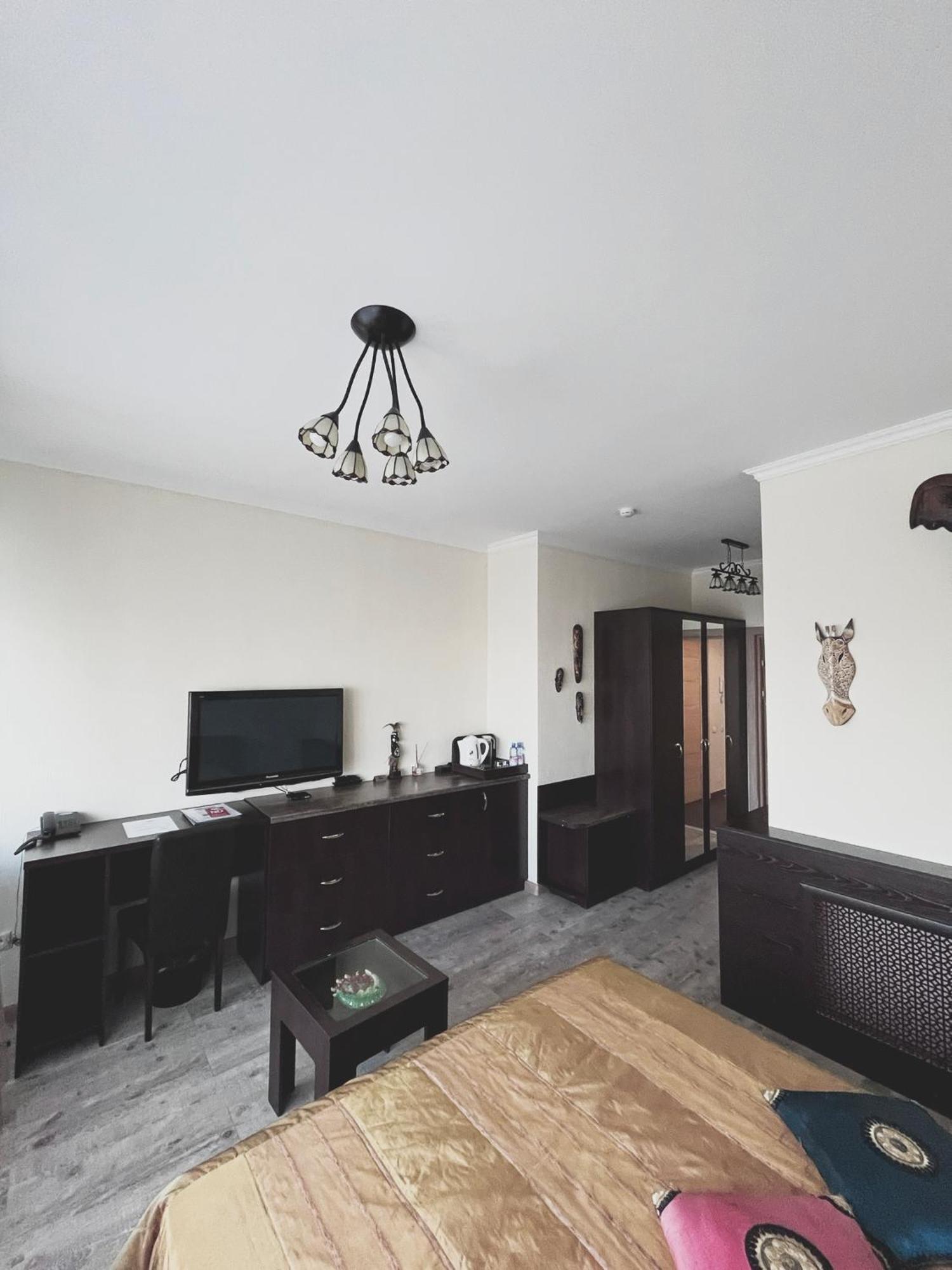 Vip House Hotel Astana Eksteriør bilde
