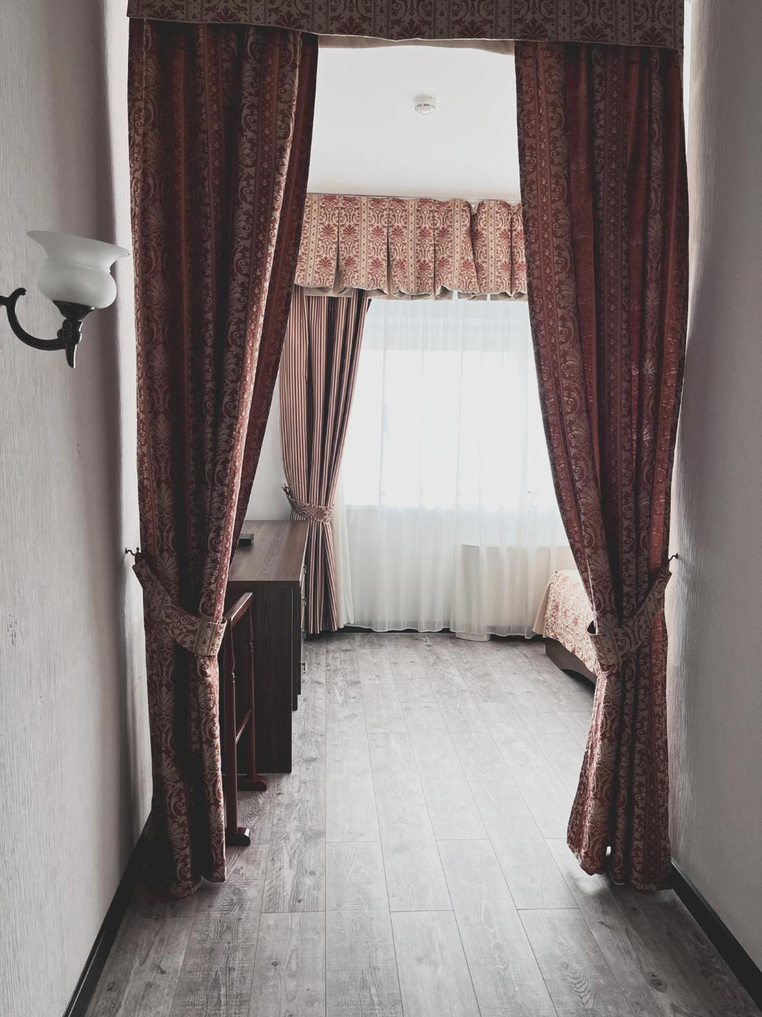 Vip House Hotel Astana Eksteriør bilde