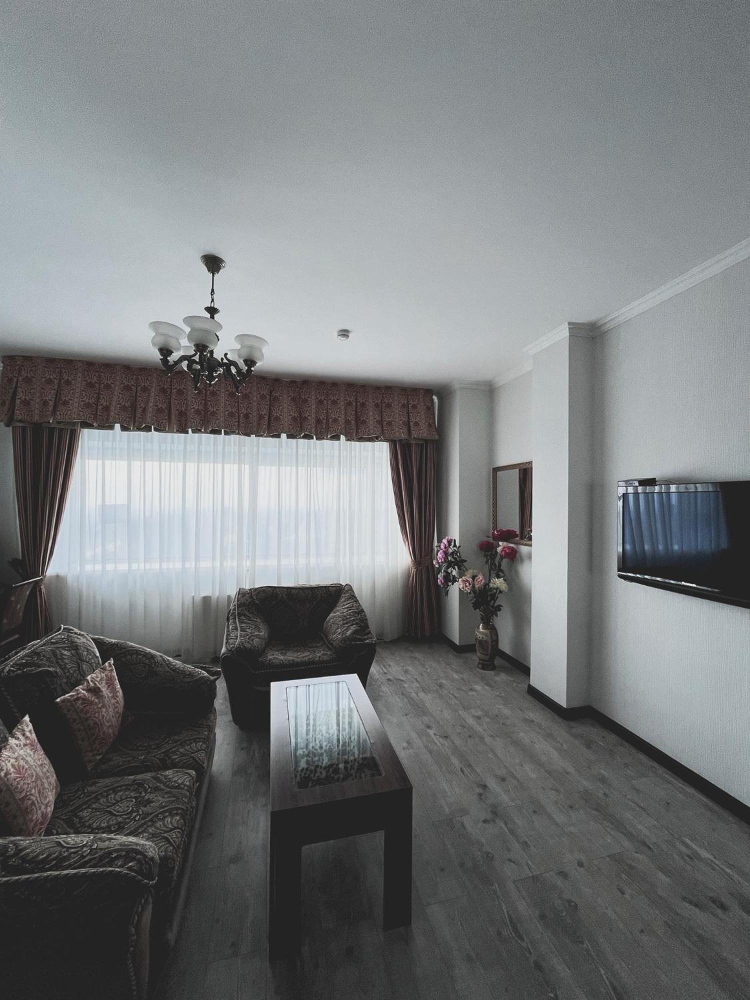 Vip House Hotel Astana Eksteriør bilde